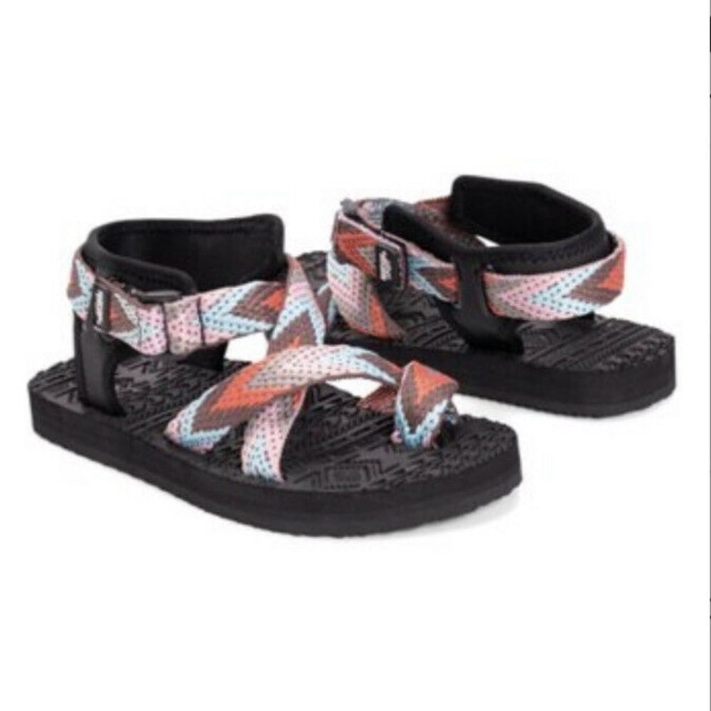 Muk Luks Pastel Chevon Peggy Sandals